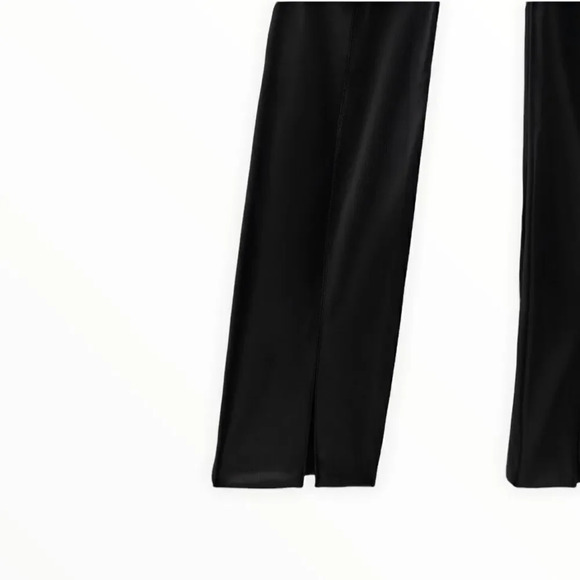 ZARA | Black | FAUX LEATHER LEGGINGS - Picture 4 of 10